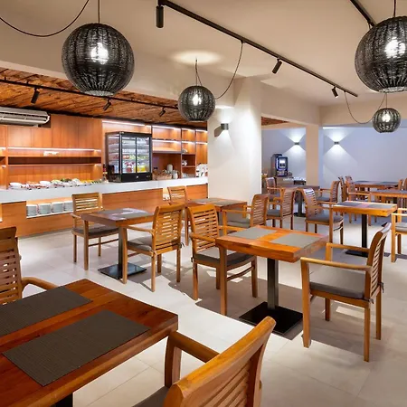 Playa Surf Cbbc ホテル