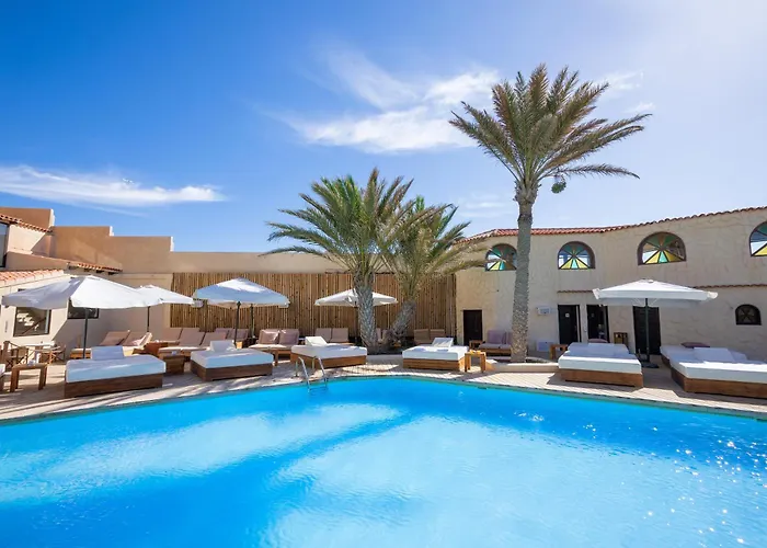 Playa Surf Cbbc ホテル エル・メダノ