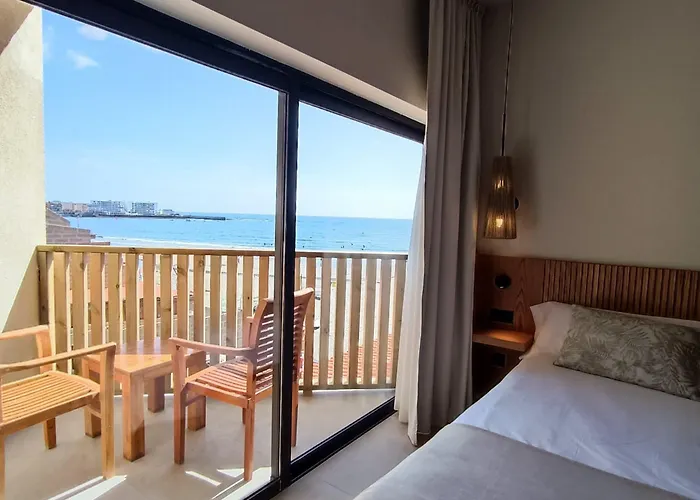 ホテル Playa Surf Cbbc 3*