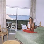 Playa Surf Cbbc Szálloda 3*