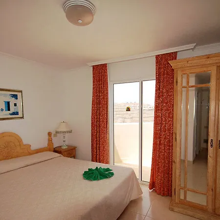 Отель Playa Surf Cbbc 3*